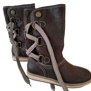 white Mountain Snow Boots